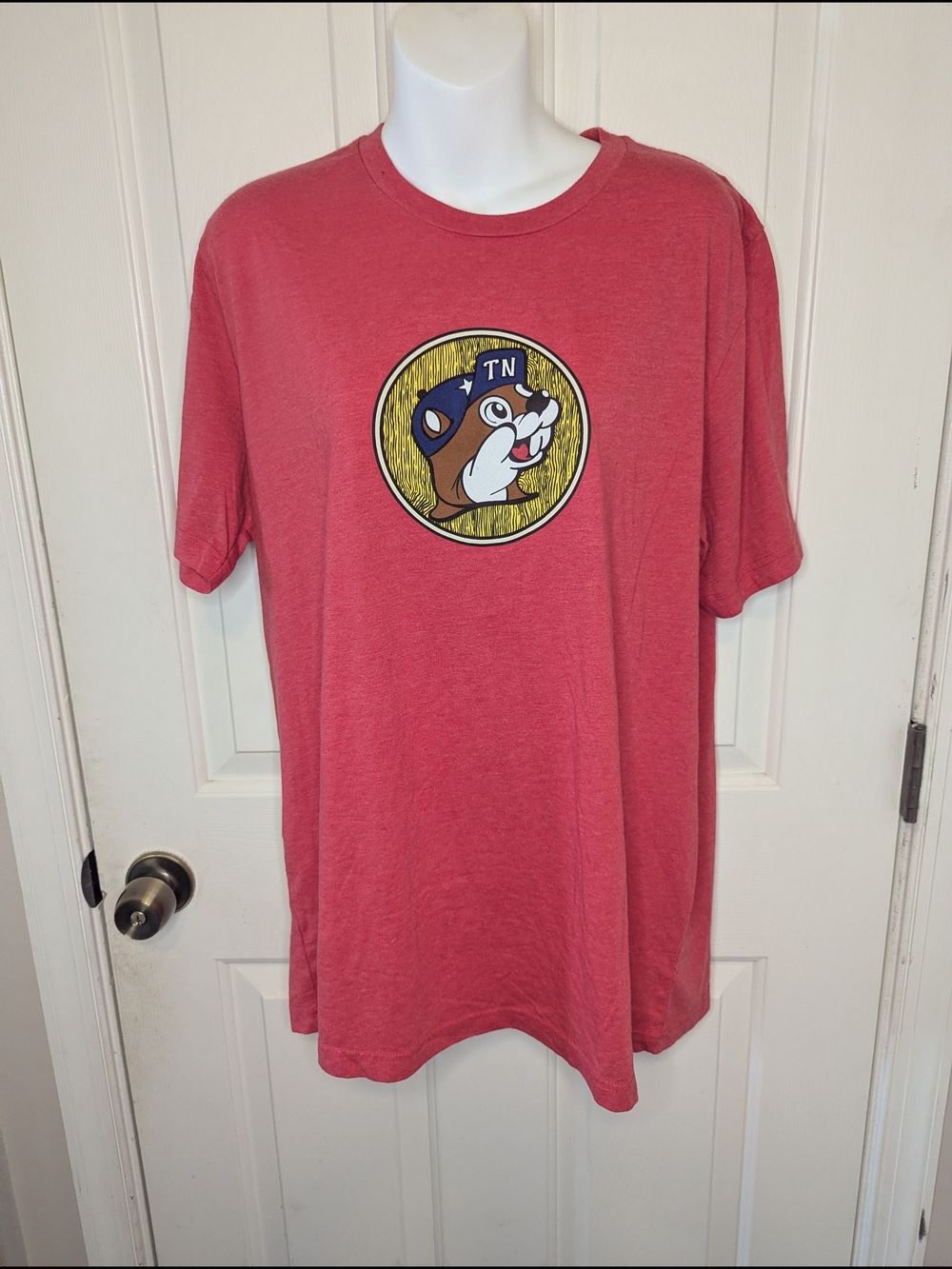 Buc-ee's Unisex Adult XL Red Tennessee Guitar Cotton Blend T-Shirt